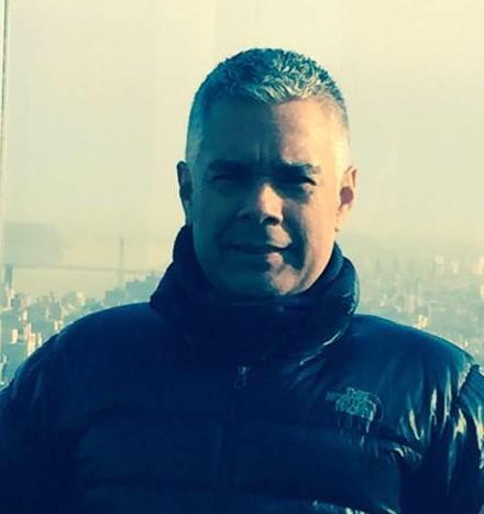 Director-comercial-perfect-homes Director Comercial de perfect homes cleaning services